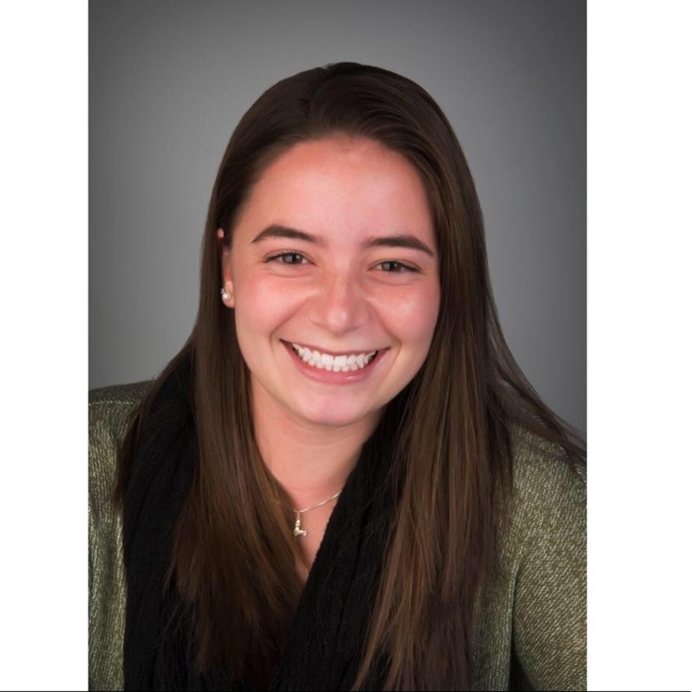 Meet your Posher, Elaina